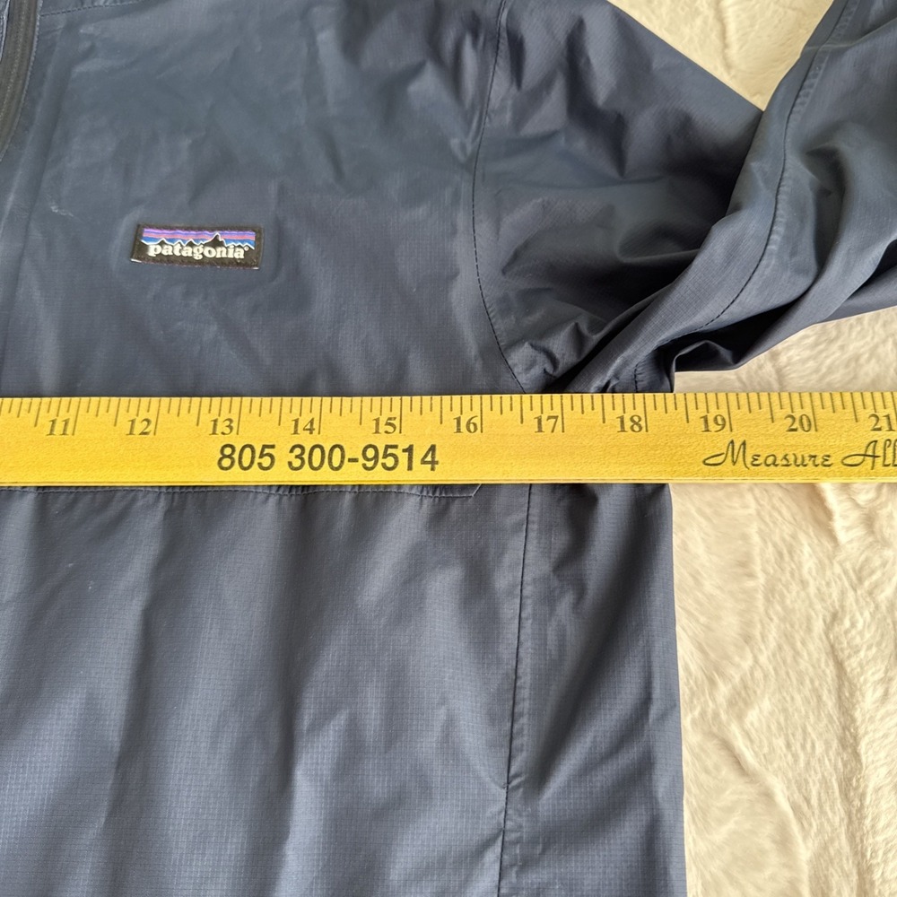 Patagonia Kids XL 14Rain Jacket Torrentshell Black Hooded Waterproof Coat - Picture 3 of 9